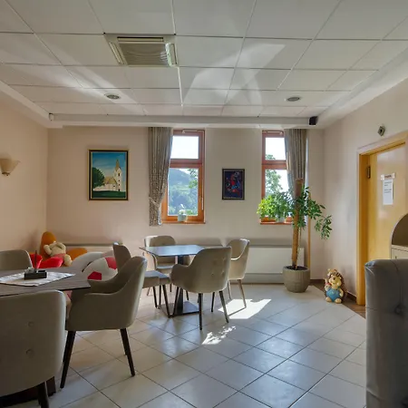 Garni Zvon Hiša za goste 3*