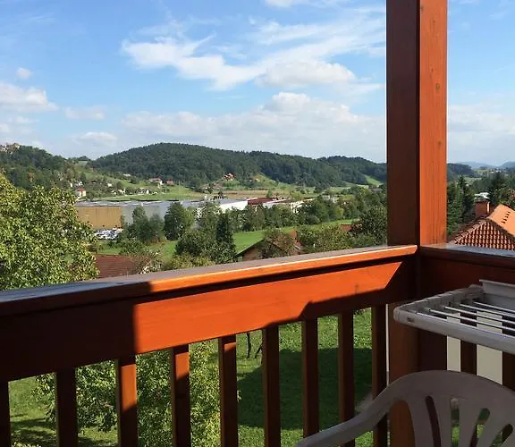 Gostinjska kuća Garni Zvon 3*